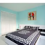 Lovely Apt Near Beach,Downtown,24Hr Security,Pool