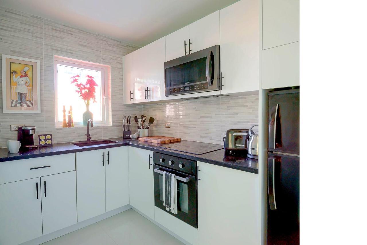 Lovely Apt Near Beach,downtown,24hr Security,pool